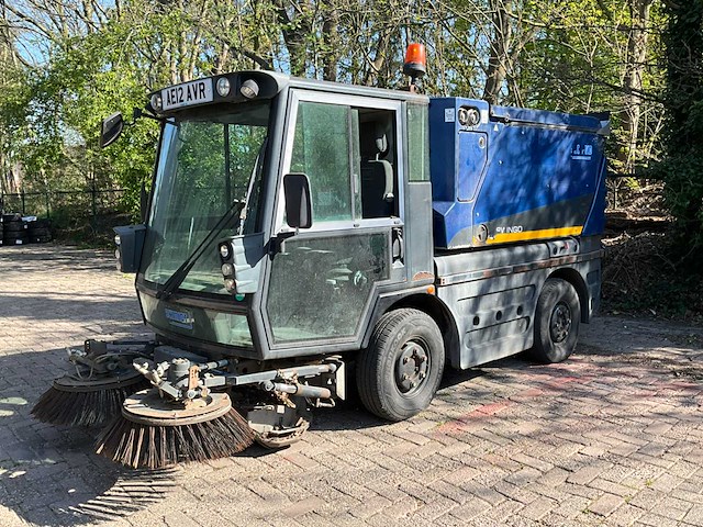 2012 schmidt swingo compact sweeper 200 zelfrijdende veegmachine - afbeelding 1 van  39