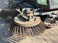 2012 schmidt swingo compact sweeper 200 zelfrijdende veegmachine - afbeelding 24 van  39