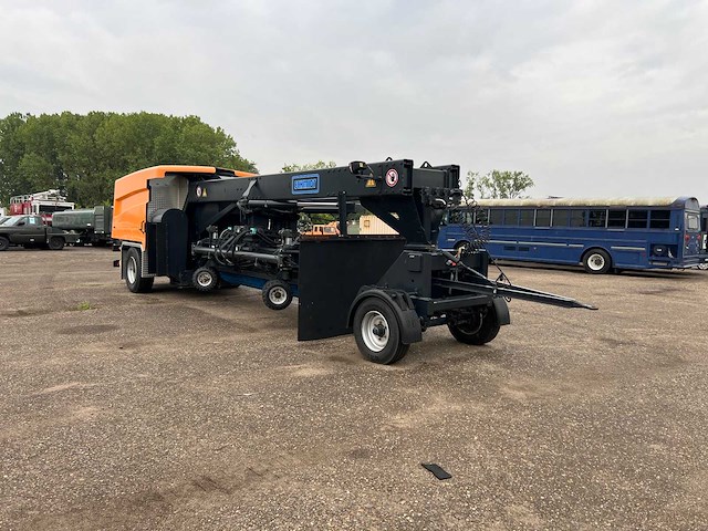2012 schmidt tjs 420 airport jet sweeper - afbeelding 11 van  19
