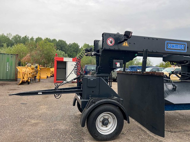 2012 schmidt tjs 420 airport jet sweeper - afbeelding 16 van  19