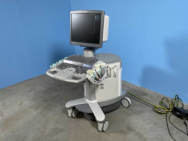 2012 siemens acuson s1000 echografietoestel en 3x transducer 9l4-6c2-14l5 (1) - afbeelding 3 van  10