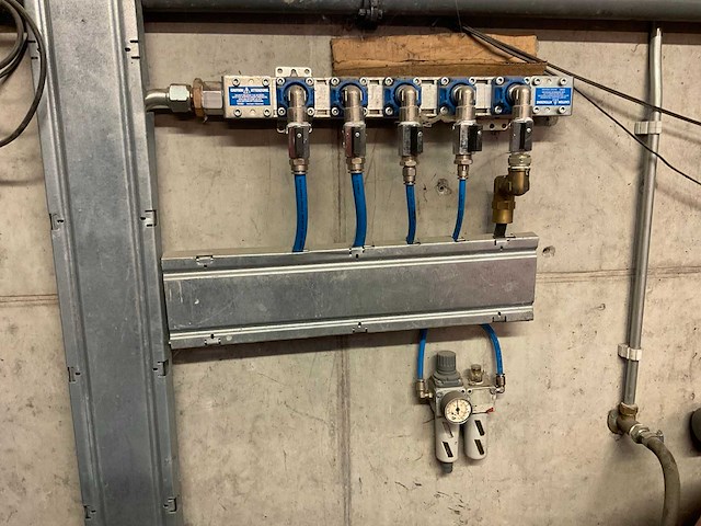 2012 simem wetbeton 25 betoncentrale - afbeelding 29 van  41