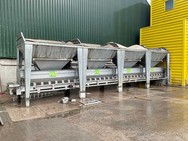 2012 simem wetbeton 25 betoncentrale - afbeelding 23 van  41