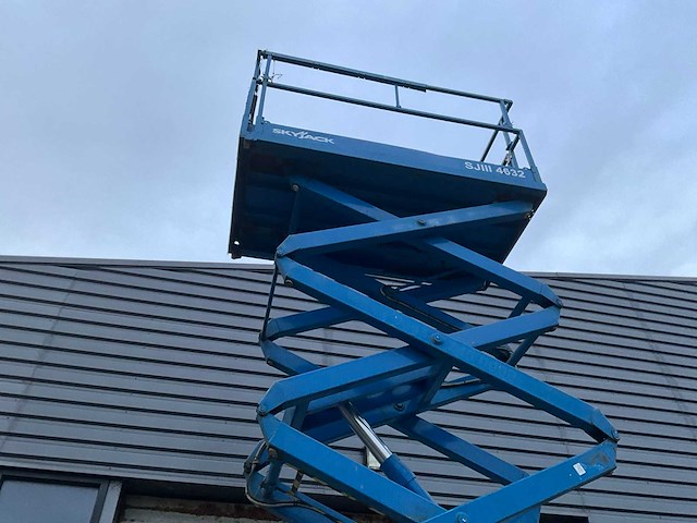 2012 skyjack sjiii4632 hoogwerker - afbeelding 11 van  13