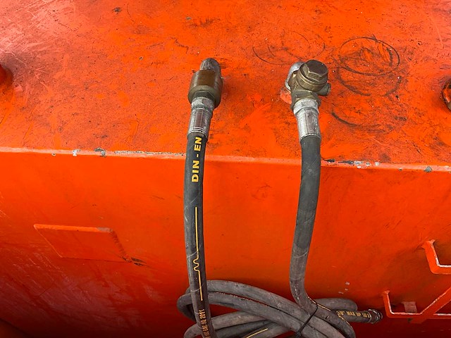 2012 steenbergen cid 300 brandstof opslagtank - afbeelding 8 van  13