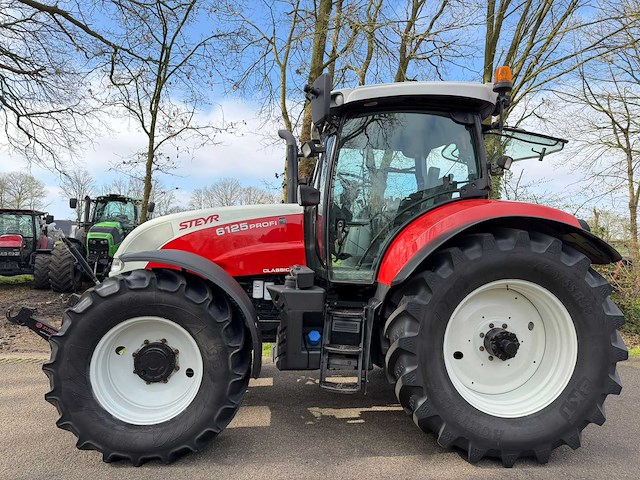 2012 steyr profi 6125 vierwielaangedreven landbouwtractor - afbeelding 2 van  6