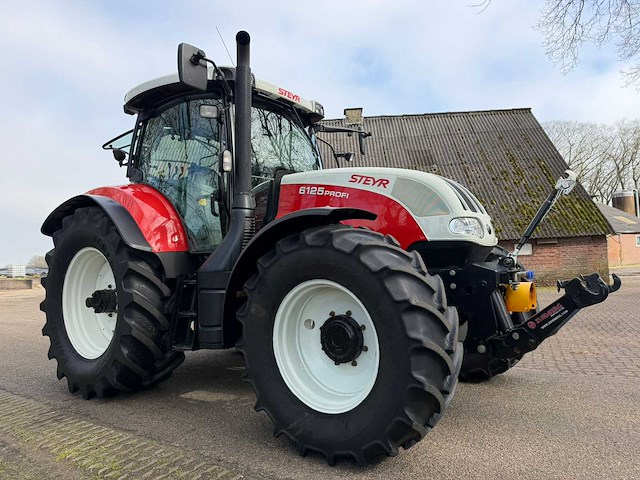 2012 steyr profi 6125 vierwielaangedreven landbouwtractor - afbeelding 4 van  6