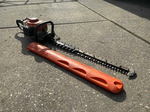 2012 stihl hs81r heggenschaar - afbeelding 2 van  7