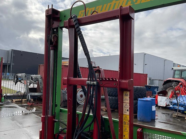 2012 strautmann hydrofox hq3400 kuilvoersnijder - afbeelding 7 van  8