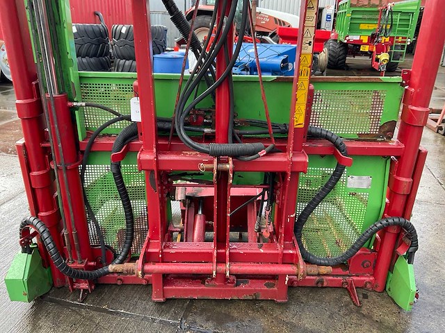 2012 strautmann hydrofox hq3400 kuilvoersnijder - afbeelding 8 van  8