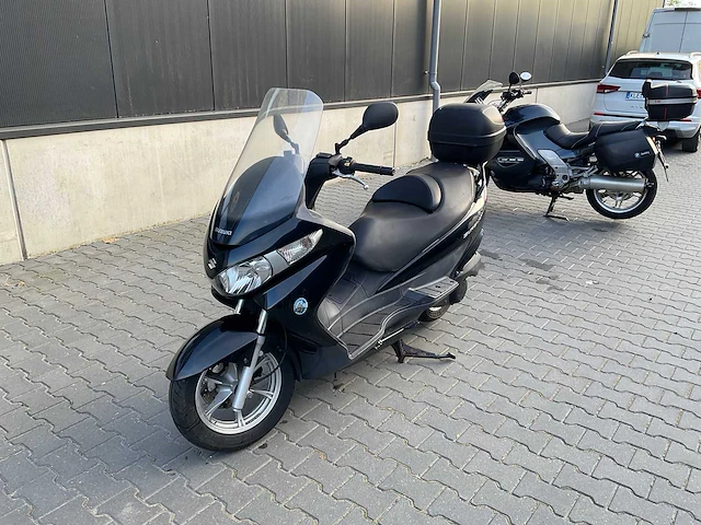 2012 suzuki - burgman 125 - motorcycle - afbeelding 1 van  10