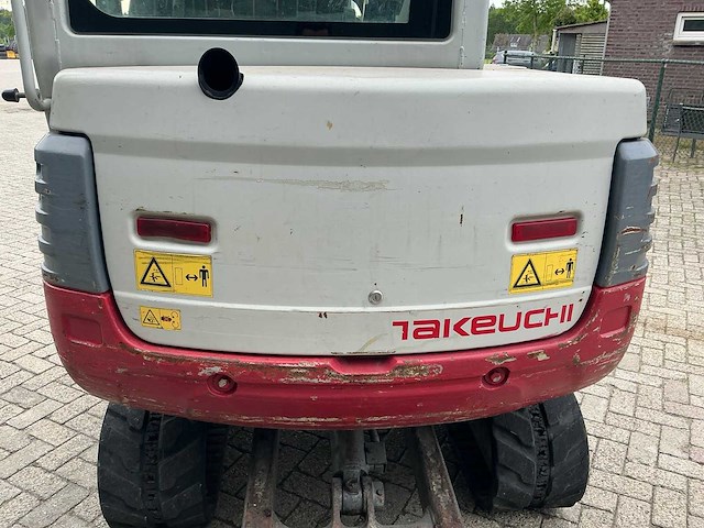 2012 takeuchi tb228 minigraafmachine - afbeelding 13 van  35