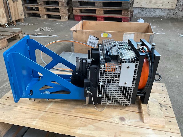 2012 tekna tk 280 rc 20 aluminium profiel ponsmachine pneumatisch - afbeelding 10 van  17