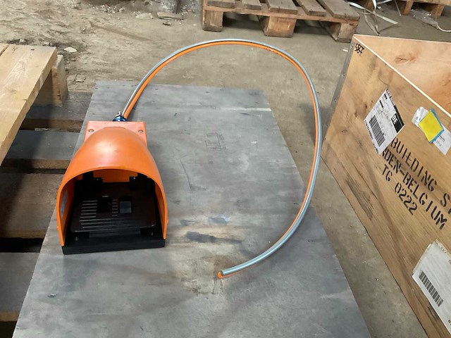 2012 tekna tk 280 rc 20 aluminium profiel ponsmachine pneumatisch - afbeelding 16 van  17