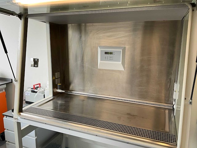 2012 thermo scientific herasafe ks 12 microbiologische veiligheidskast en12469 - afbeelding 3 van  10