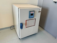 2012 thermowetenschappelijk heratherm igs180 laboratoriumincubator