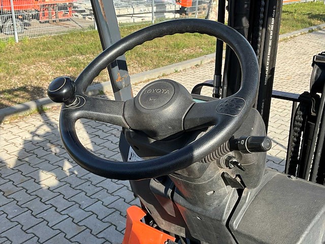 2012 toyota 7fbmf25 vorkheftruck - afbeelding 11 van  30