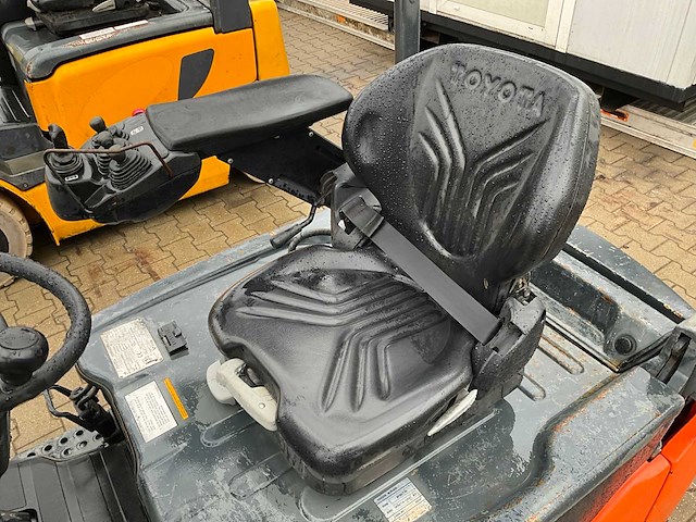 2012 toyota 8fbet16 vorkheftruck - afbeelding 3 van  21