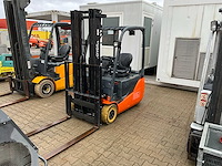 2012 toyota 8fbet16 vorkheftruck - afbeelding 1 van  21