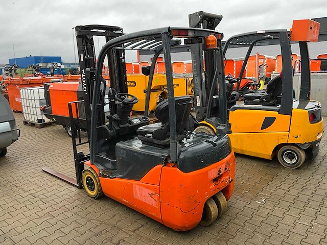 2012 toyota 8fbet16 vorkheftruck - afbeelding 12 van  21