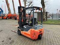 2012 toyota 8fbet16 vorkheftruck - afbeelding 2 van  26