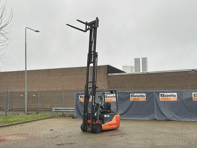 2012 toyota 8fbet16 vorkheftruck - afbeelding 1 van  26