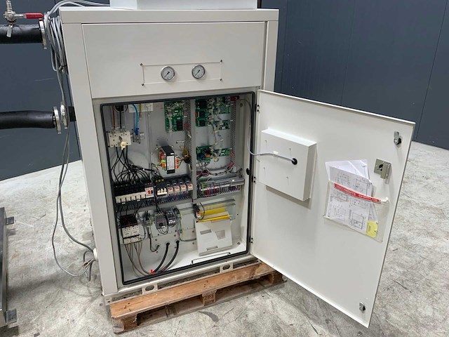 2012 trane eccuh115172h koelinstallatie - afbeelding 6 van  9