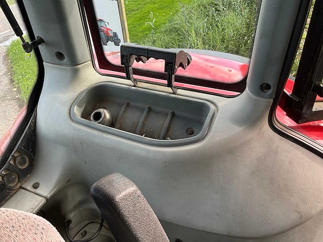 2012 valtra n163 vierwielaangedreven landbouwtractor - afbeelding 30 van  44