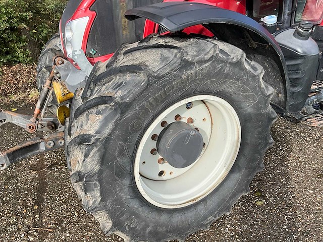 2012 valtra n163 vierwielaangedreven landbouwtractor - afbeelding 35 van  44