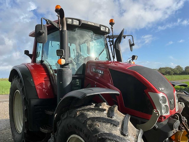 2012 valtra n163 vierwielaangedreven landbouwtractor - afbeelding 3 van  44