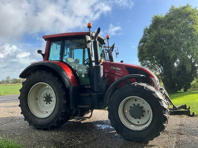 2012 valtra n163 vierwielaangedreven landbouwtractor - afbeelding 44 van  44