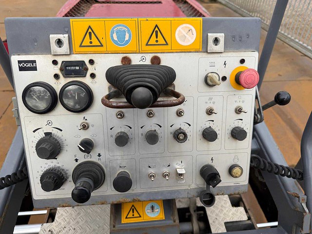 2012 vogele super 800 asfalteermachine - afbeelding 4 van  14