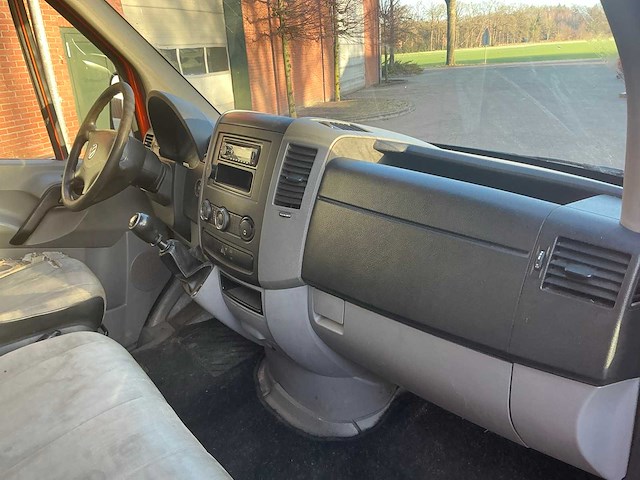 2012 volkswagen crafter bedrijfswagen 1-vtp-00 - afbeelding 31 van  45