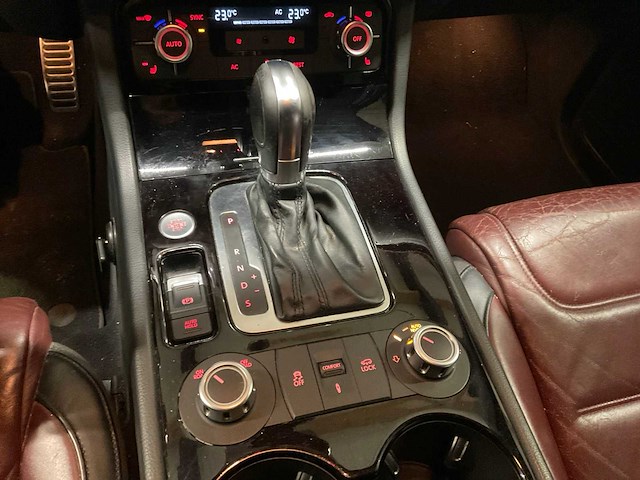 2012 volkswagen touareg r line v8 personenauto - afbeelding 7 van  22