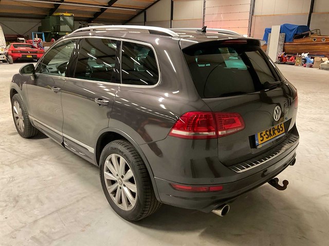 2012 volkswagen touareg r line v8 personenauto - afbeelding 20 van  22