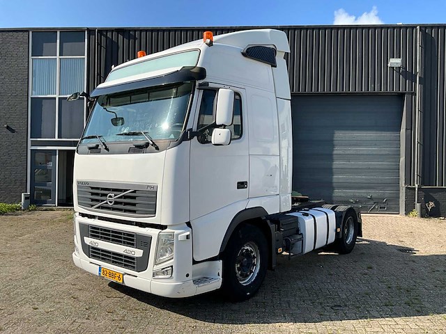 2012 volvo fh 420 4x2 vrachtwagen 82-bbf-6 - afbeelding 1 van  15