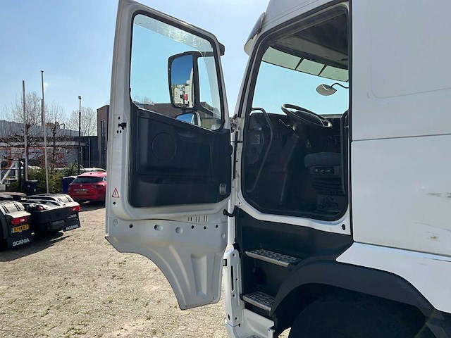 2012 volvo fh 420 4x2 vrachtwagen 82-bbf-6 - afbeelding 13 van  15