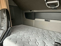 2012 volvo fh 6x2 xxl vrachtwagen - afbeelding 15 van  43