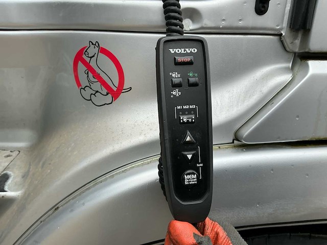 2012 volvo fh 6x2 xxl vrachtwagen - afbeelding 7 van  41