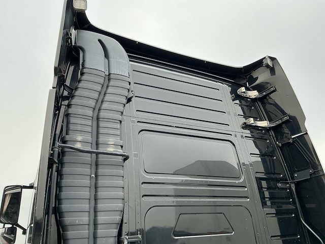 2012 volvo fh 6x2 xxl vrachtwagen - afbeelding 25 van  41