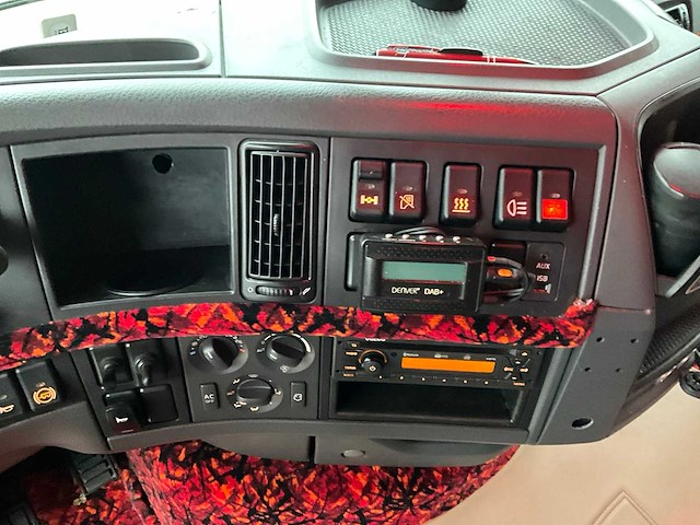 2012 volvo fh460 eev vrachtwagen - afbeelding 27 van  38