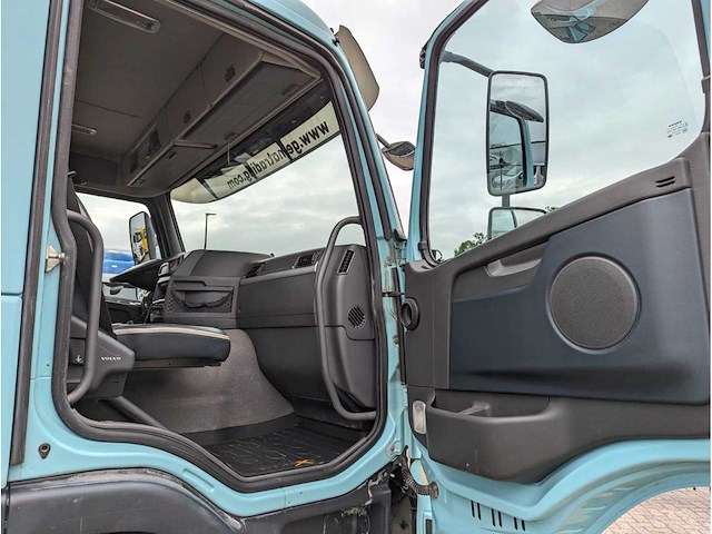 2012 volvo fmx410 8x4 vrachtwagen - afbeelding 1 van  7