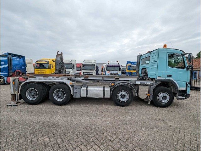 2012 volvo fmx410 8x4 vrachtwagen - afbeelding 6 van  7