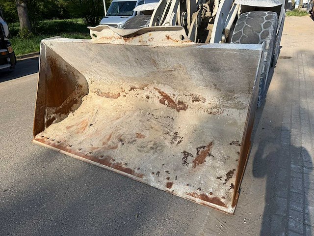 2012 volvo l60f shovel - wiellader - afbeelding 4 van  26