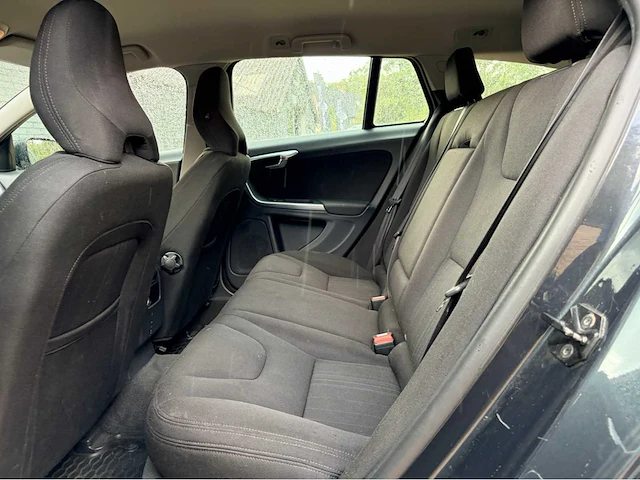 2012 volvo v60 1.6 t3 kinetic personenauto - afbeelding 15 van  15