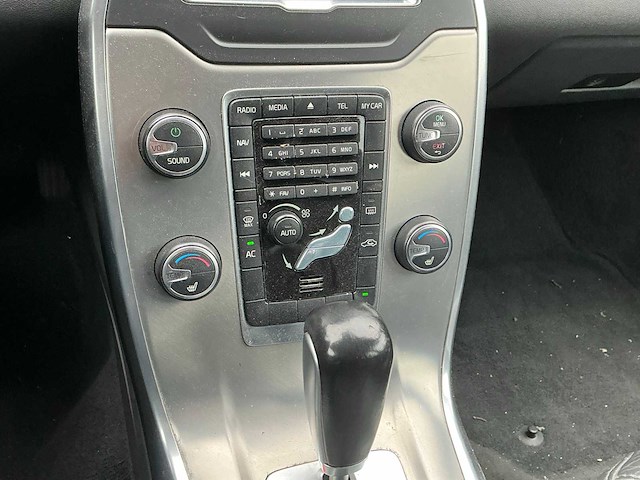 2012 volvo v70 1.6 t4 limited edition - afbeelding 15 van  38
