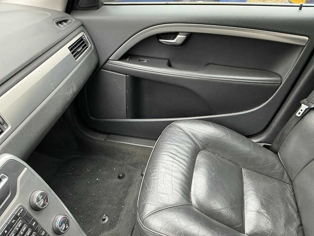 2012 volvo v70 1.6 t4 limited edition - afbeelding 19 van  38