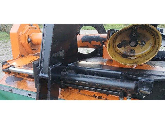 2012 votex roadmaster 2307 front klepelmaaier - afbeelding 13 van  15