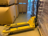 2012 yale hand hydraulische palletwagen - afbeelding 8 van  10