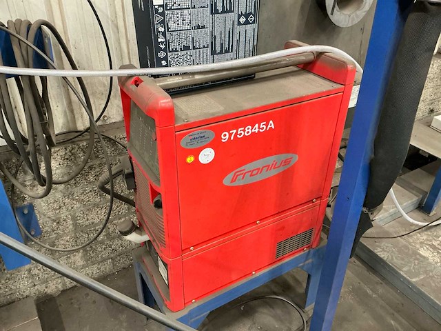 2012 yaskawa mt1-3000-s2d lasrobot complete opstelling - afbeelding 2 van  66